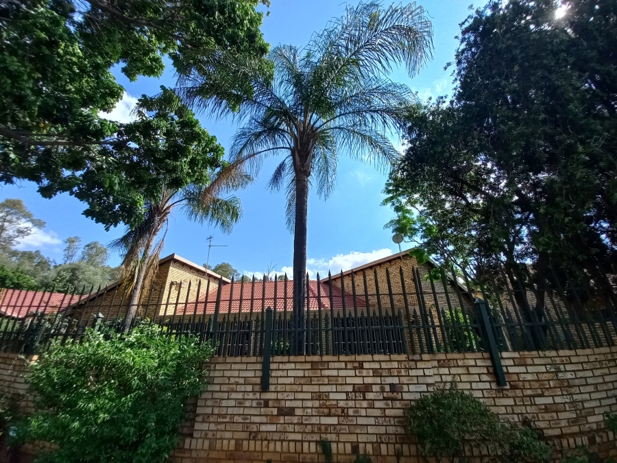 4 Bedroom Property for Sale in Safari Gardens North West